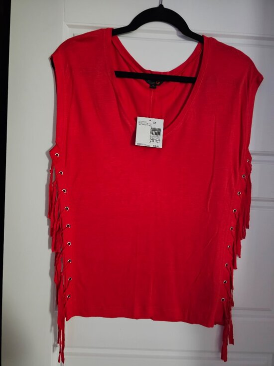 G by Guess Tops - G by Guess red top with fringes and no sleeves